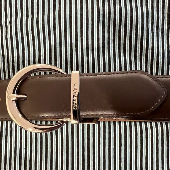 Calvin Klein Reversible Leather Belt - Picture 2 of 4